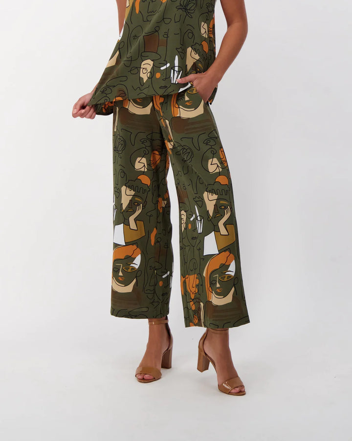 Picasso Belted Flowy Pant