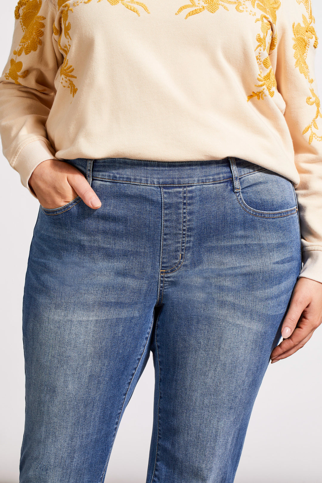 Audrey Pull On Flare Jean