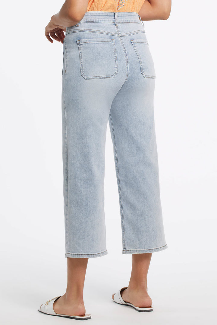 Button-Fly Wide Leg Capri Jean