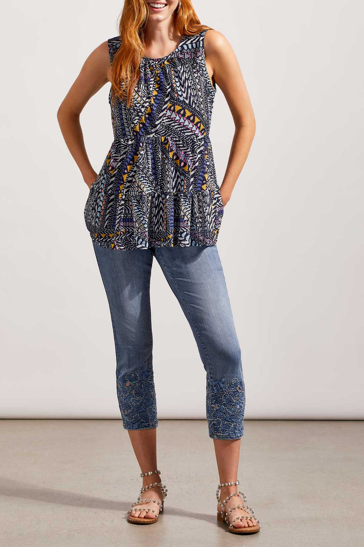 Pull On Denim Capri With Embrd Hem