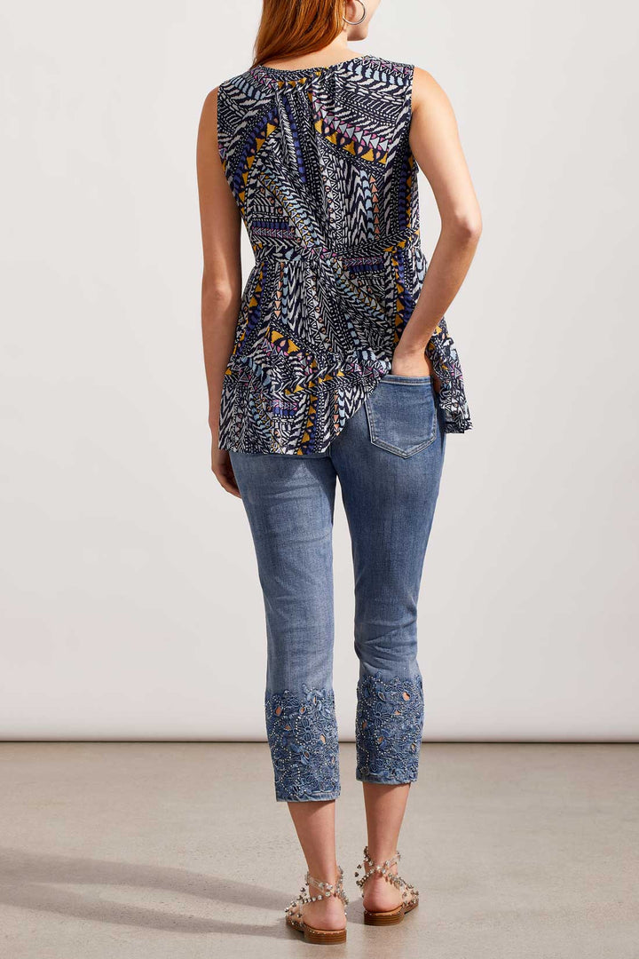 Pull On Denim Capri With Embrd Hem