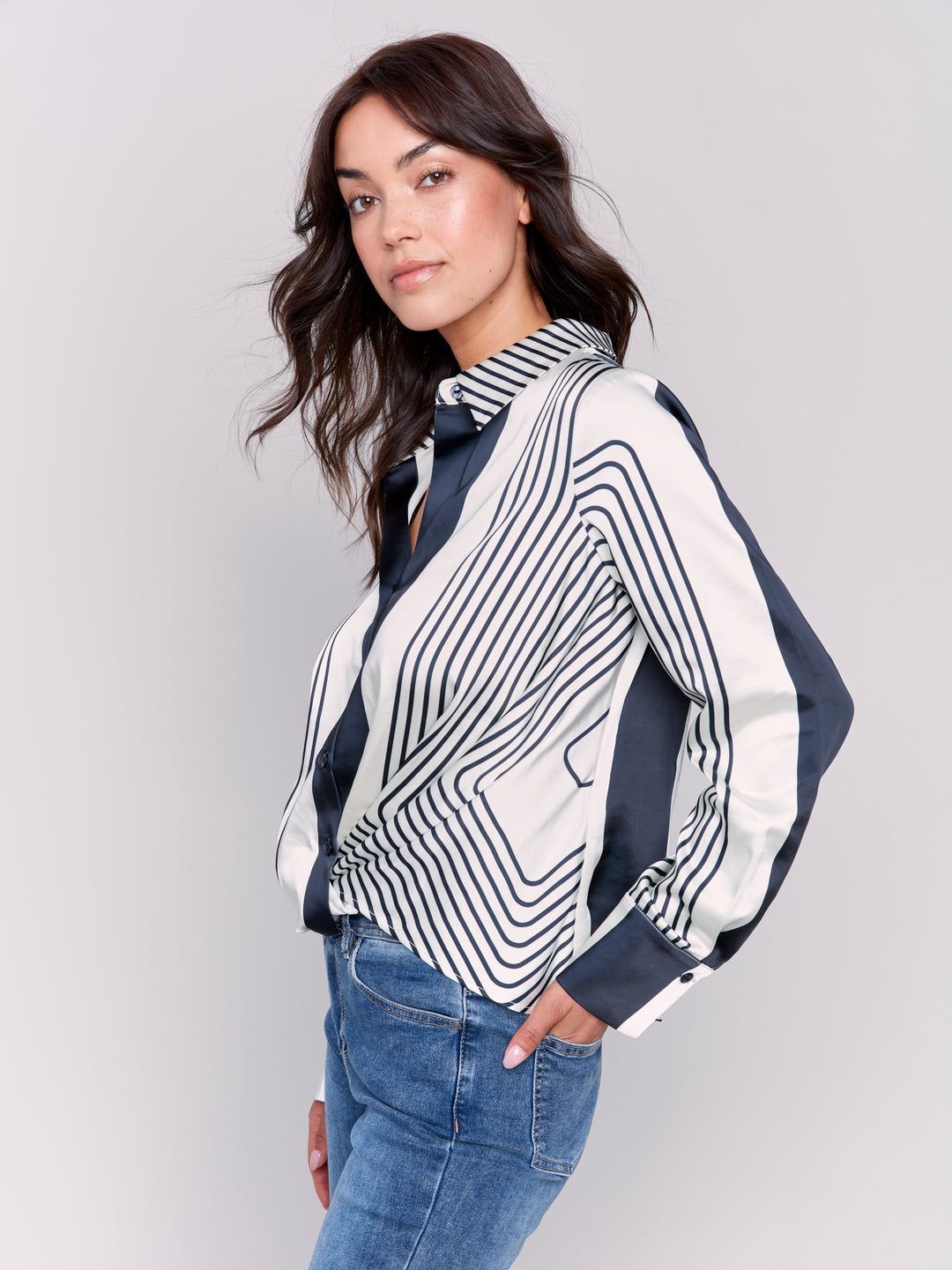 Long Sleeve Shirt With Twisted Front