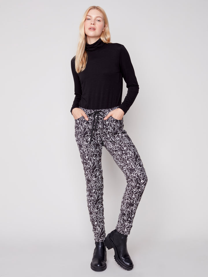 Bow Bottom Twill Pant