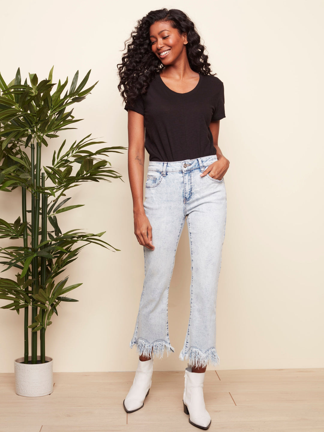 Stretch Jeans With Frayed Hem