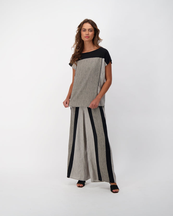 Mixed Fabric Linen Blend Top