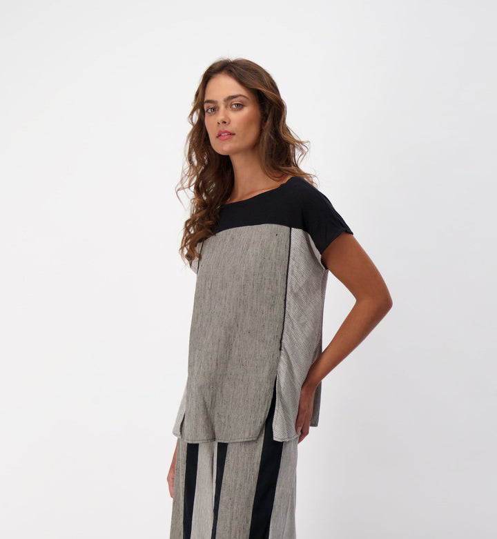 Mixed Fabric Linen Blend Top